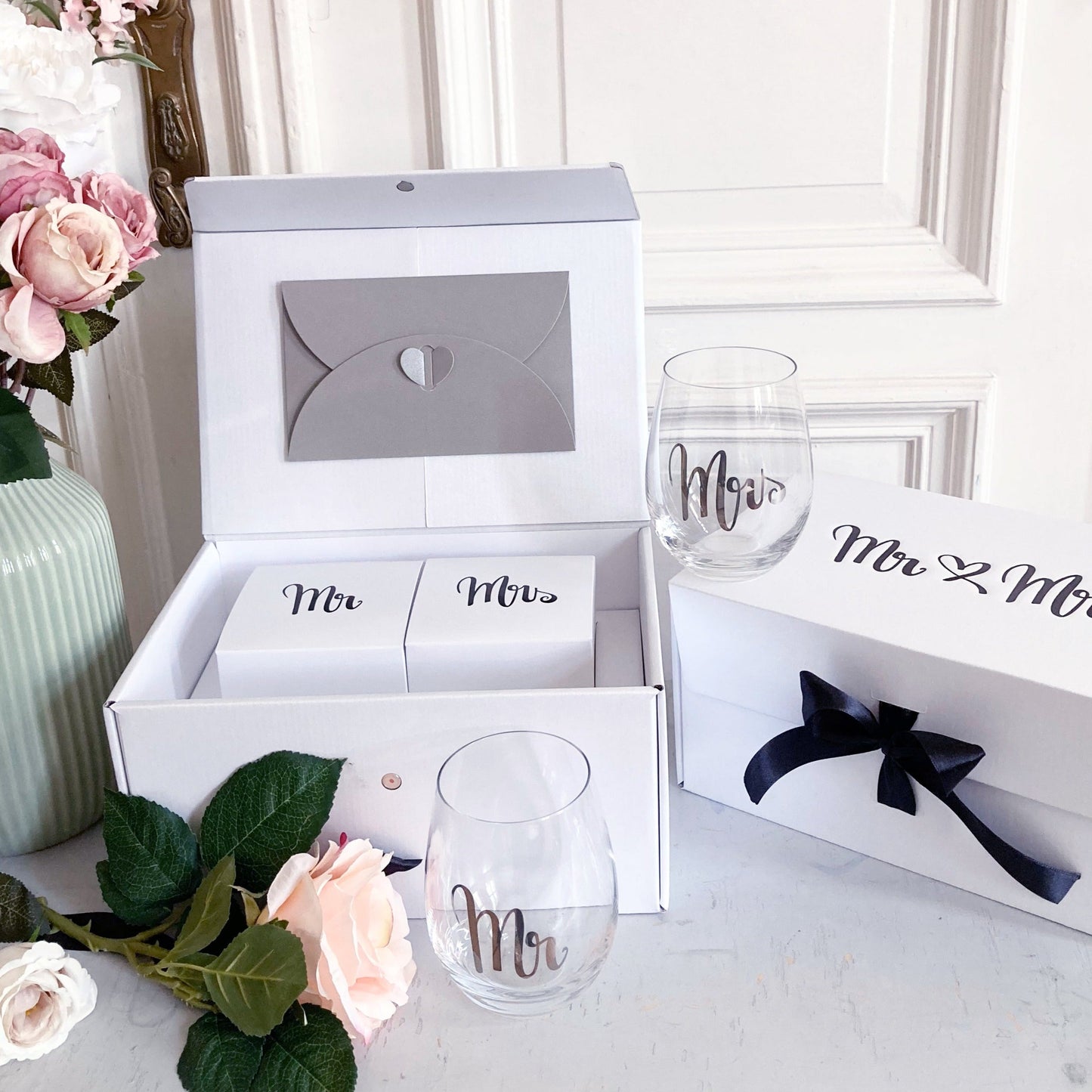 Mr & Mrs Premium-Geschenk zur Hochzeit "Happy Hearts" mit Inhalt - 7 teilig