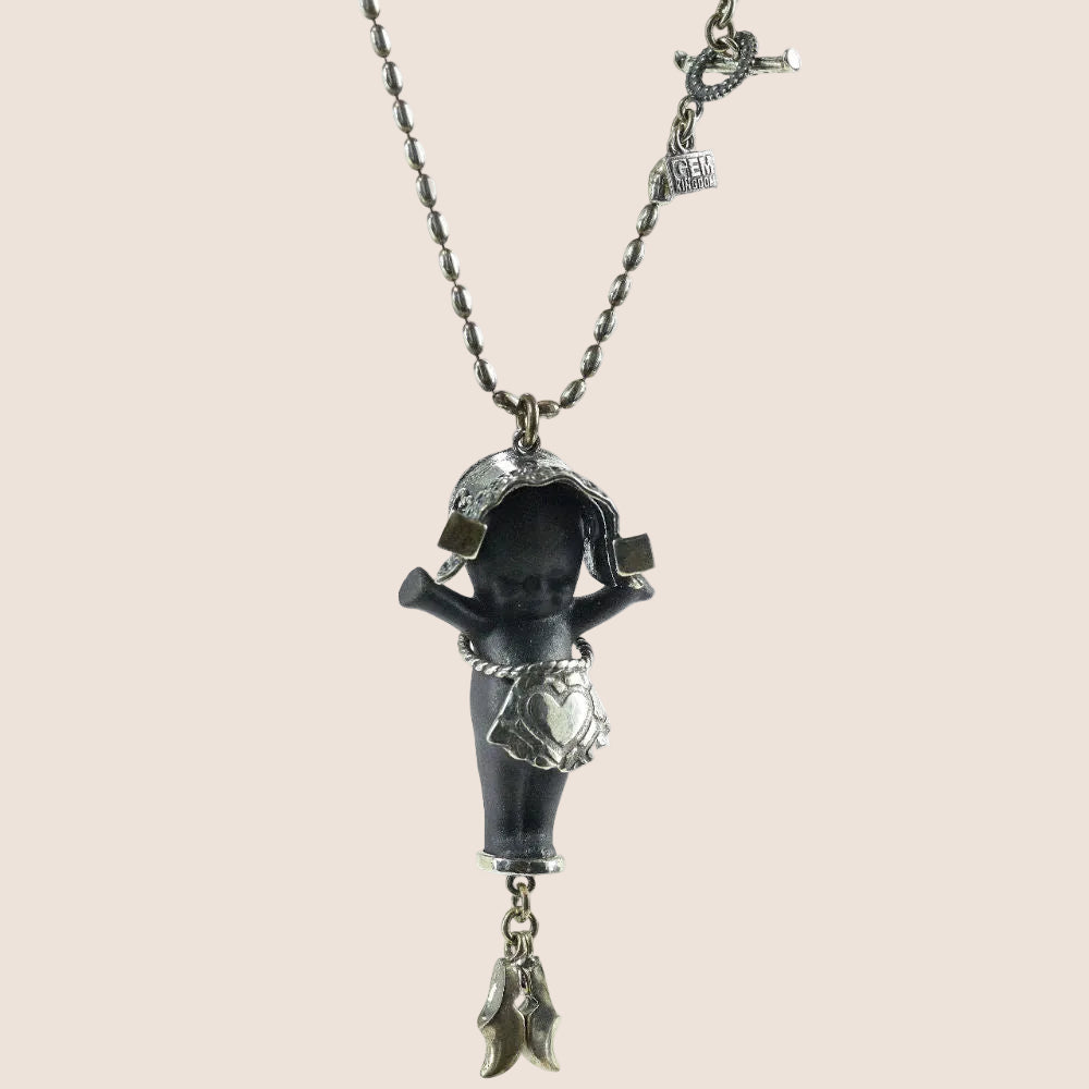 Kette Happy Baby "Dutch Girl" aus 925er Sterlingsilber von Gem Kingdom - Talisman zur Geburt - mit Initialenbox