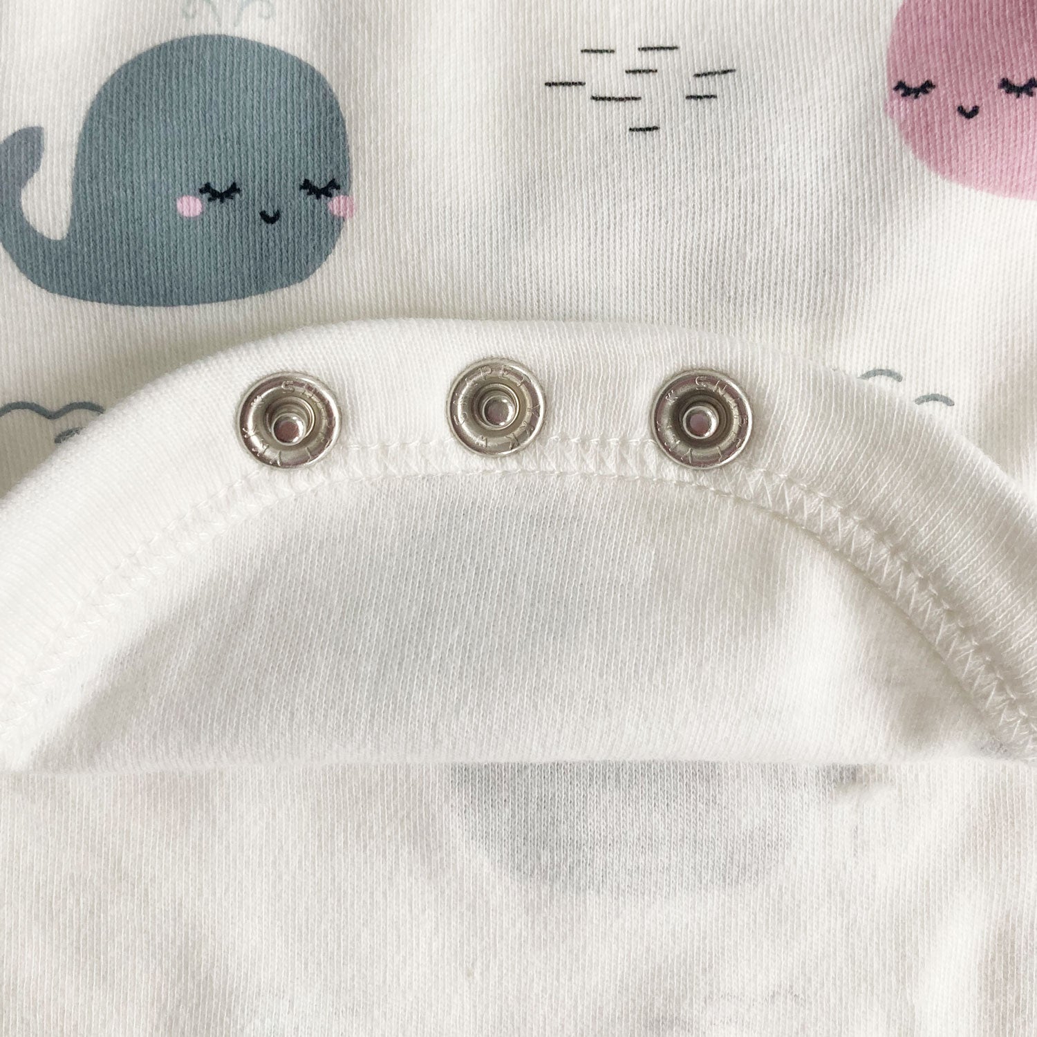 Unisex Langarm-Babybody "Wal" aus Bio-Baumwolle – weich & hautfreundlich -