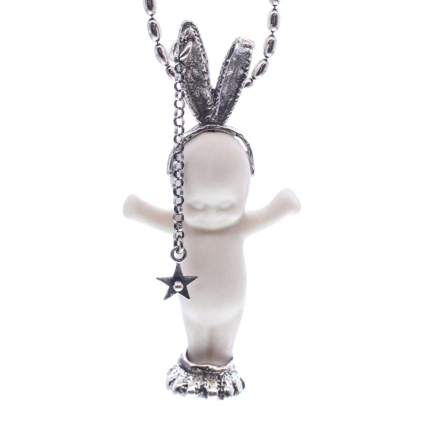 Kette Happy Baby "Rebel Rabbit" aus 925er Sterlingsilber von Gem Kingdom - Talisman zur Geburt - mit Initialenbox
