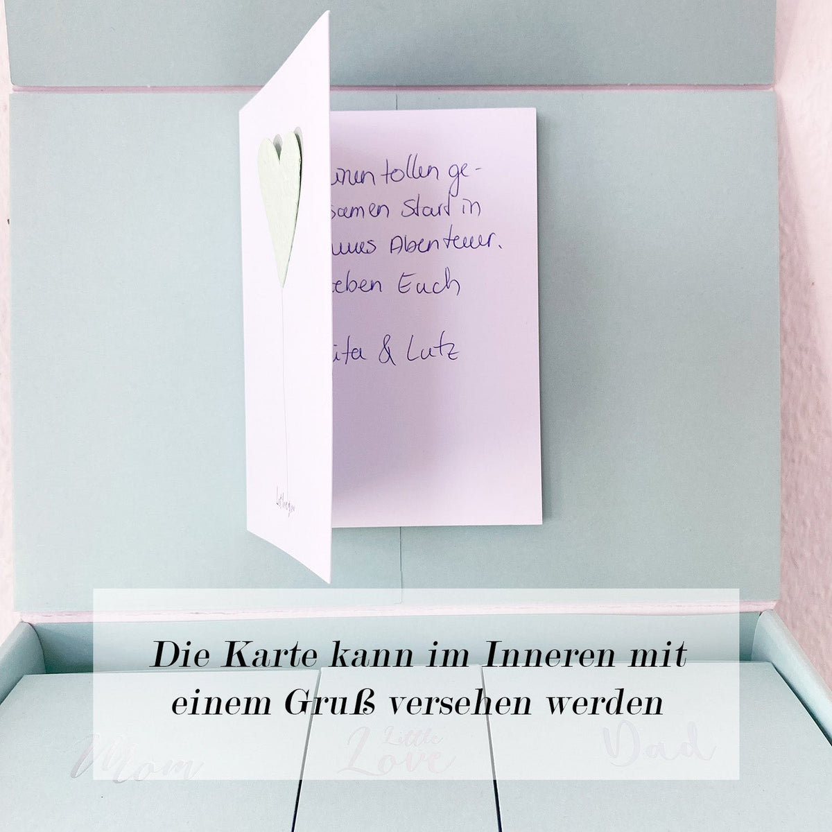 We Are Family Box in Salbeigrün – Unisex Geschenkidee für Mama, Papa & Baby
