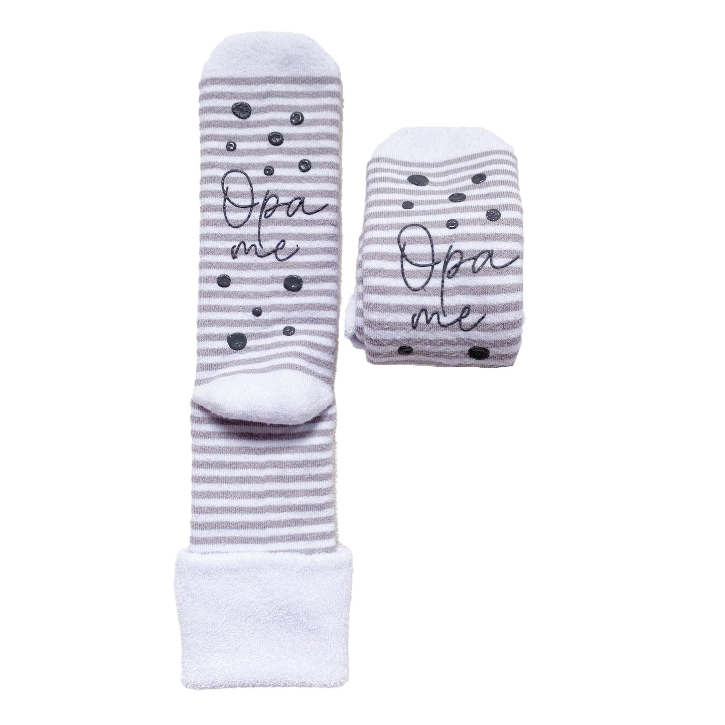 Cuddly bamboo socks "Grandma me" with a sweet message for the expectant grandmother