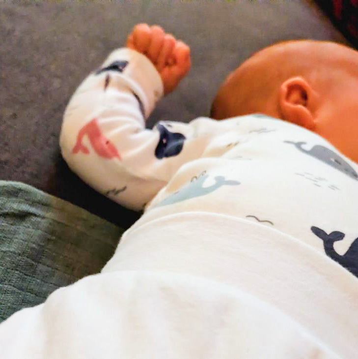 Unisex Langarm-Babybody "Wal" aus Bio-Baumwolle – weich & hautfreundlich -