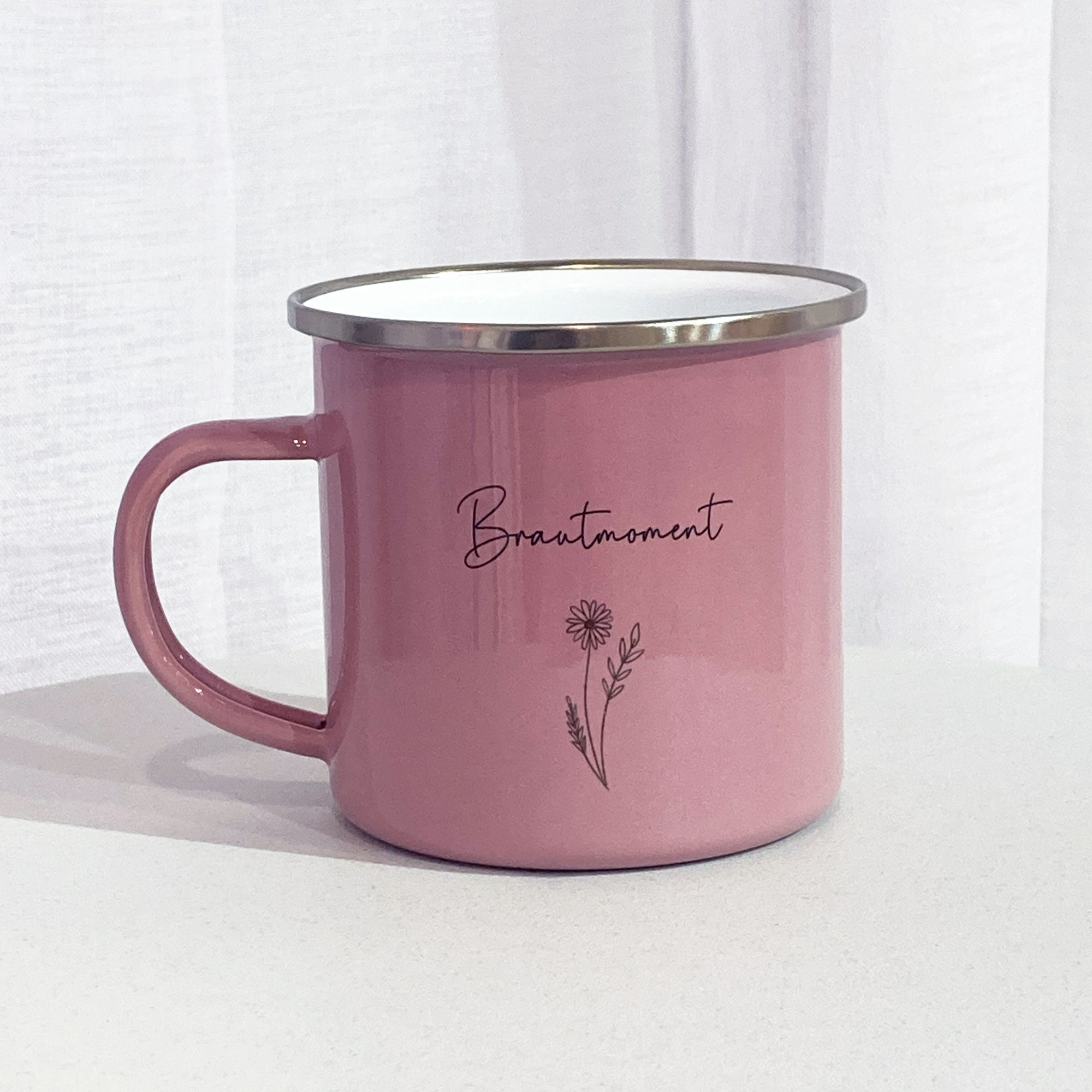 Emaille-Tasse „Brautmoment“