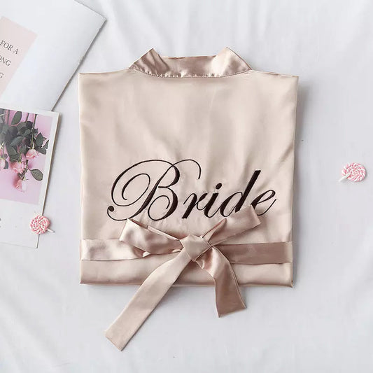 Braut Kimono mit Stickerei "Bride" Onesize