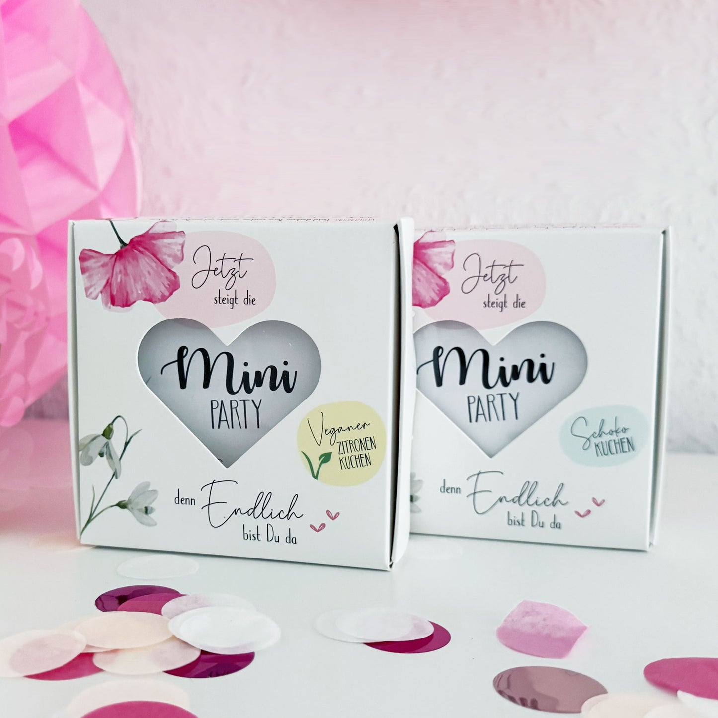 Mini-Party-To-Go – Süßer Kuchen zur Geburt in der Dose mit Kerze, Löffel & Streichholz (100g)