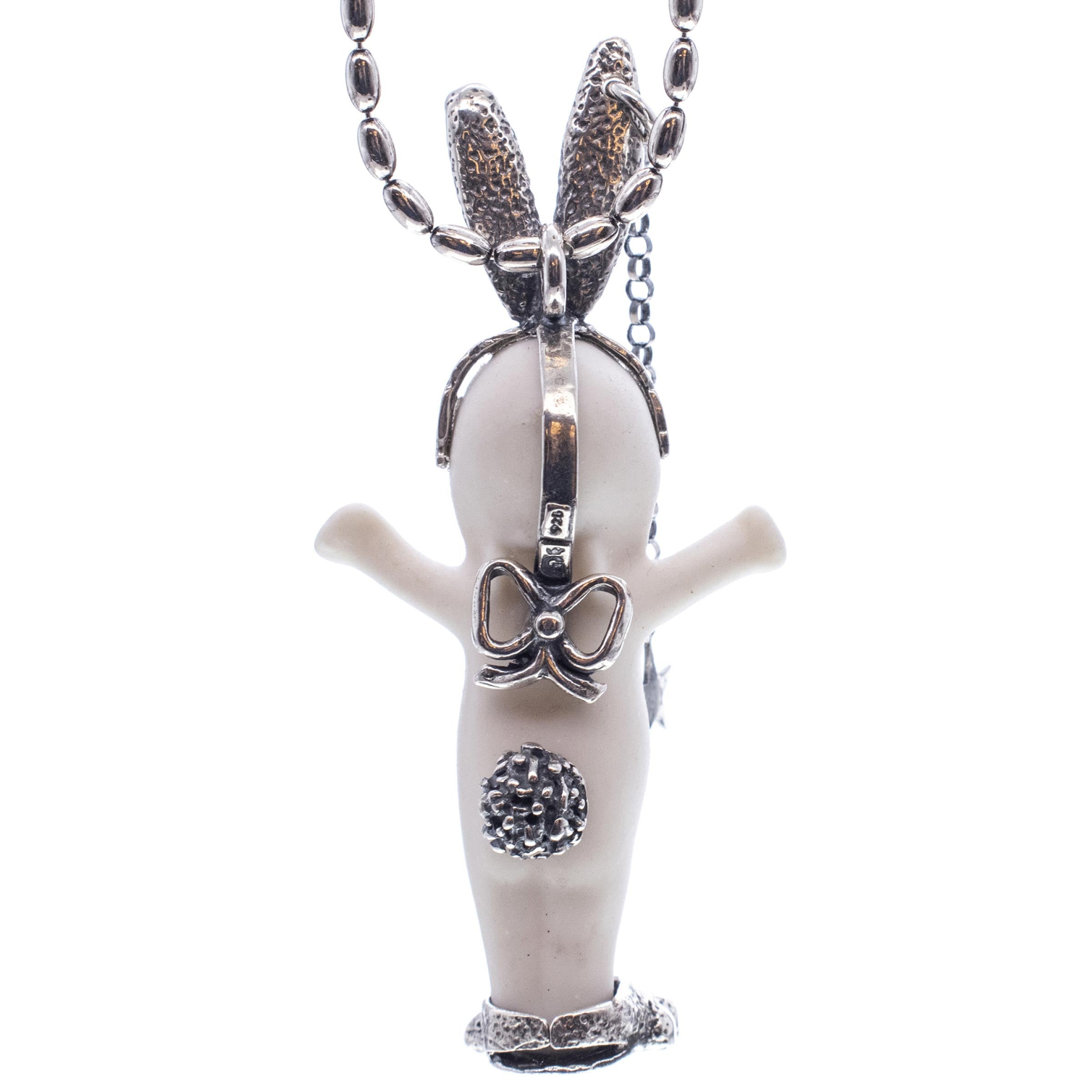 Kette Happy Baby "Rebel Rabbit" aus 925er Sterlingsilber von Gem Kingdom - Talisman zur Geburt - mit Initialenbox