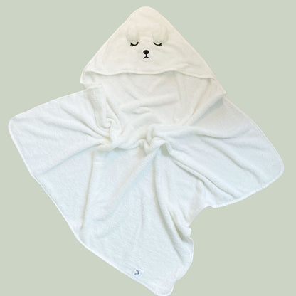 Süßes Baby Kapuzenhandtuch – Teddy - kuschelig. sicher. geborgen.