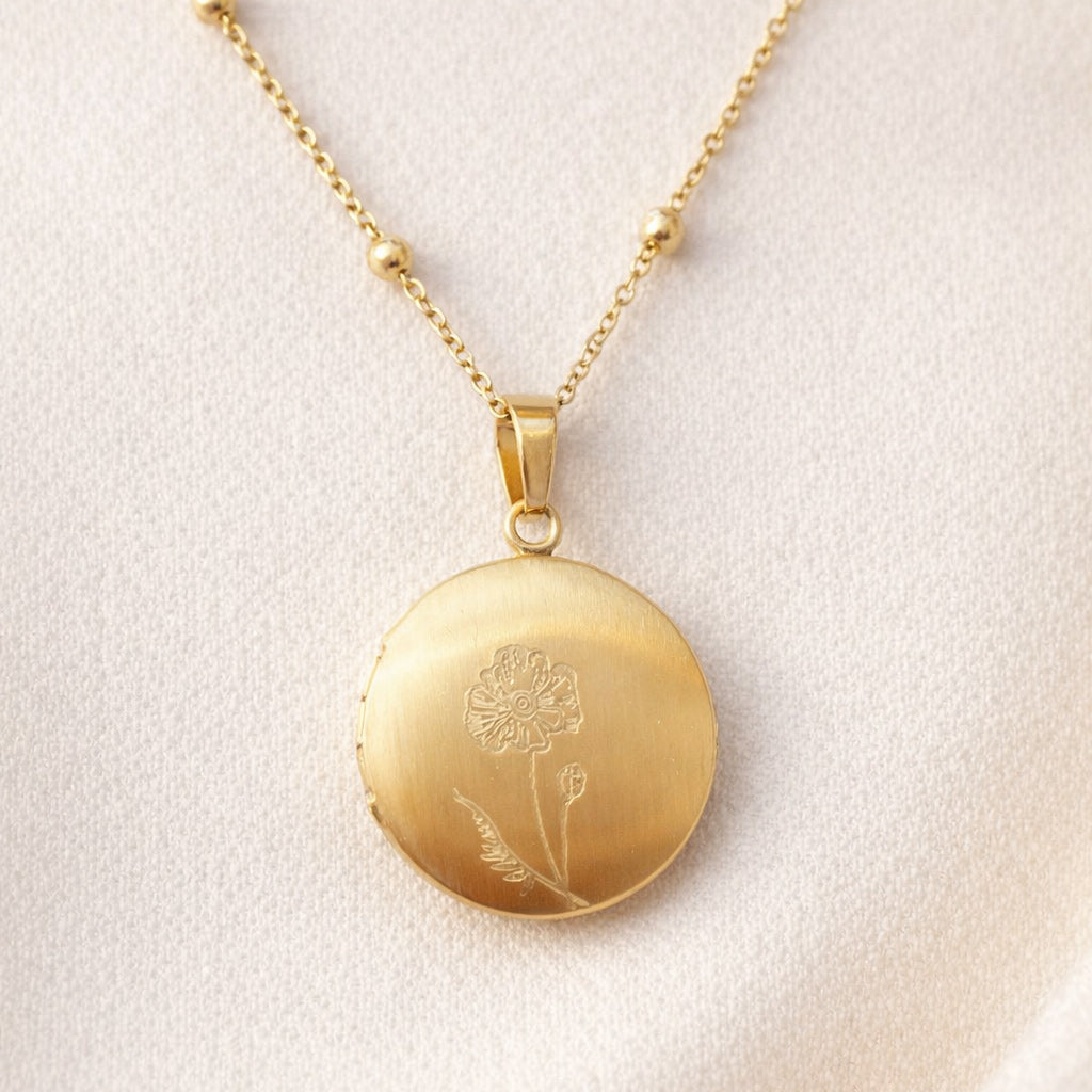 Kette mit Medaillon 