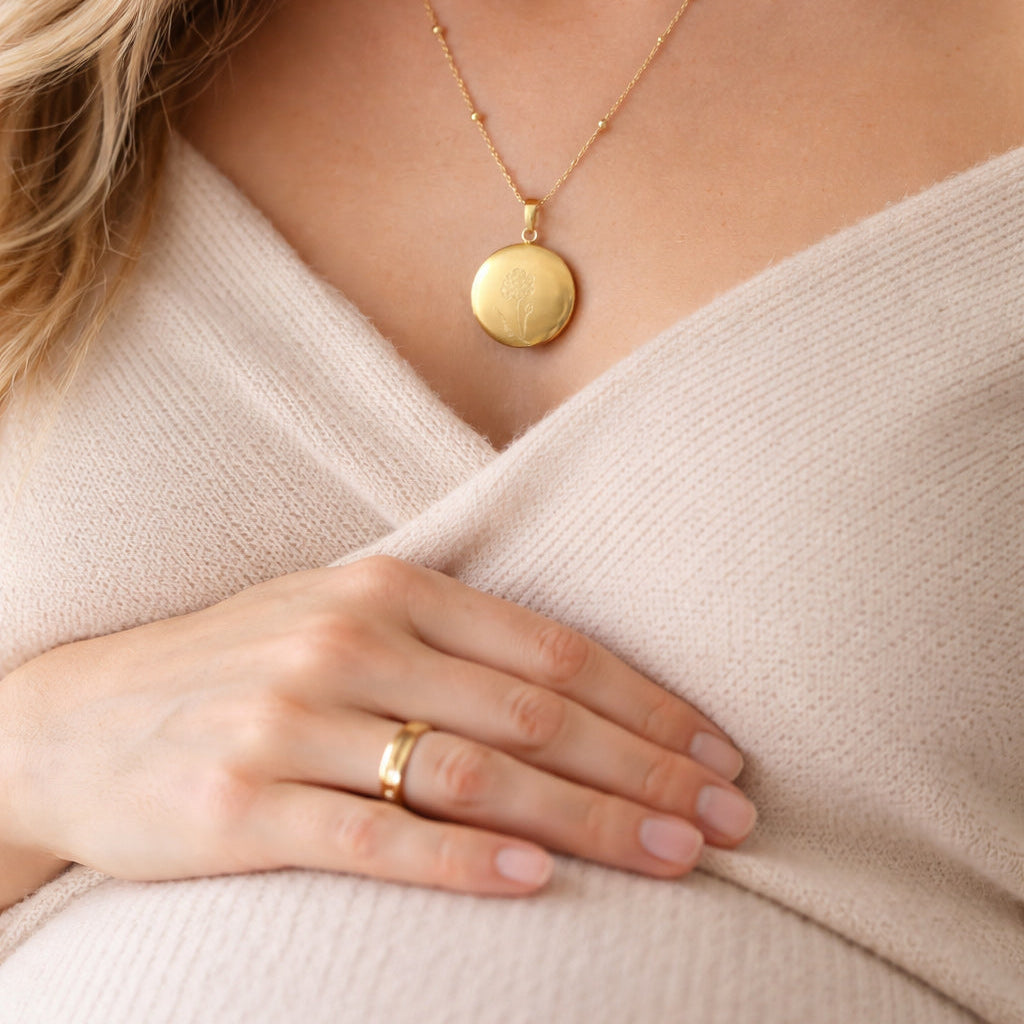 Kette mit Medaillon "Close to your heart"