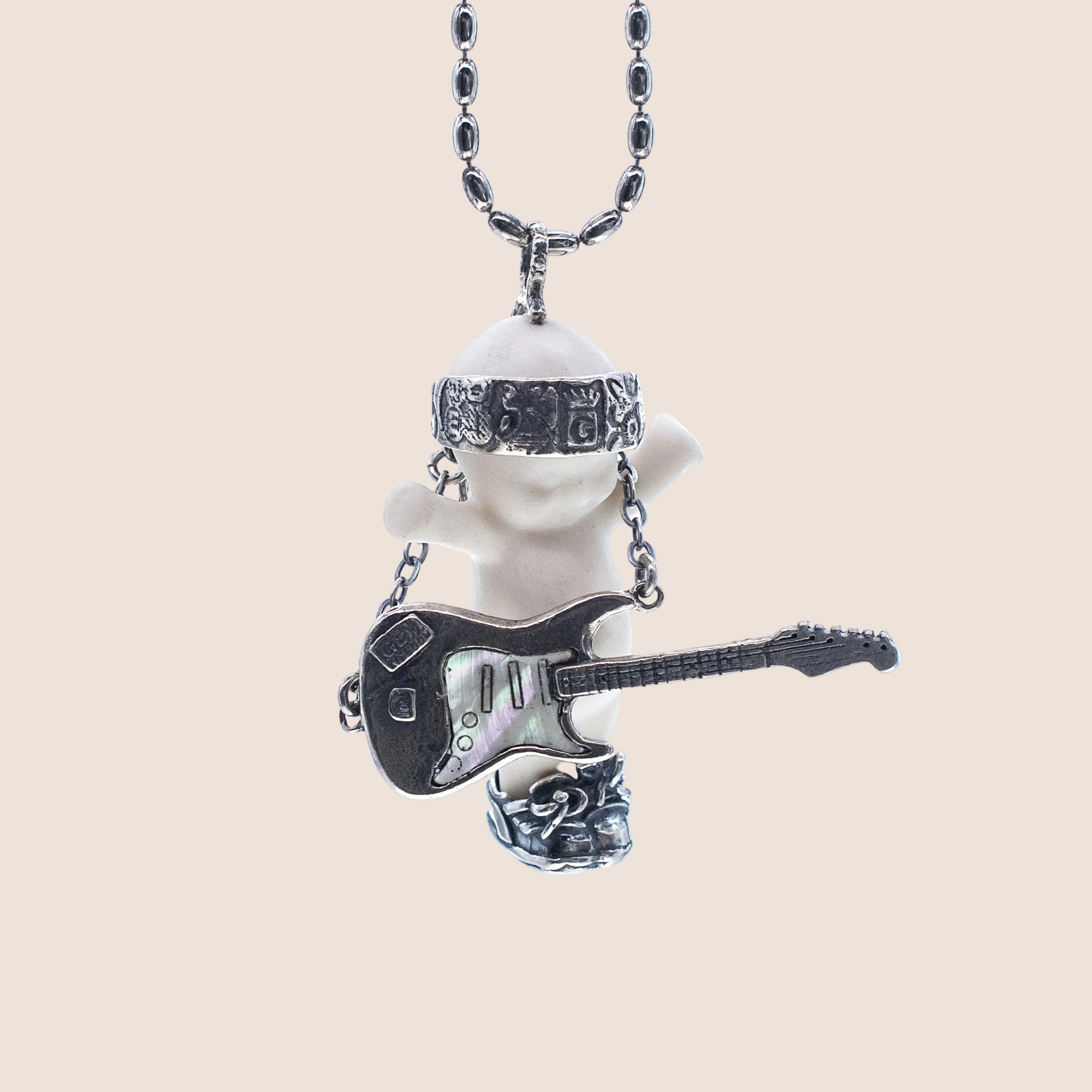 Kette Happy Baby "Rock-a-Bye" aus 925er Sterlingsilber von Gem Kingdom - Talisman zur Geburt - mit Initialenbox